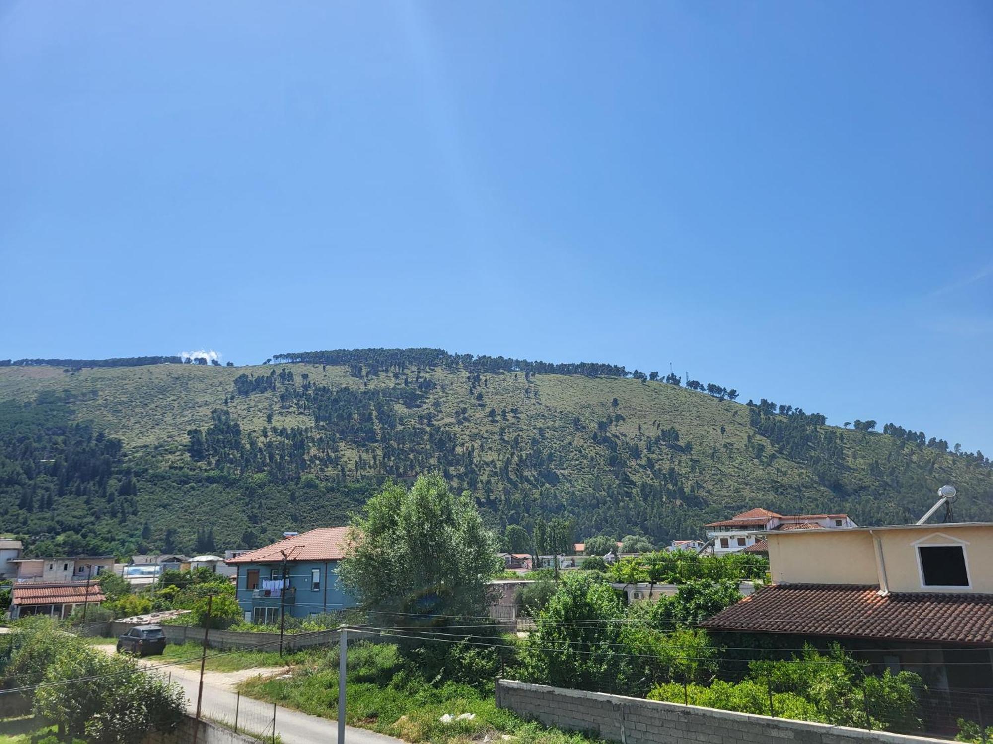 Villa Ndoni Berat Bagian luar foto